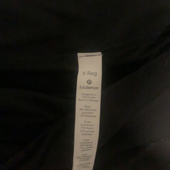 Lululemon Speed Up Short 2.5” - Picture 6 of 6